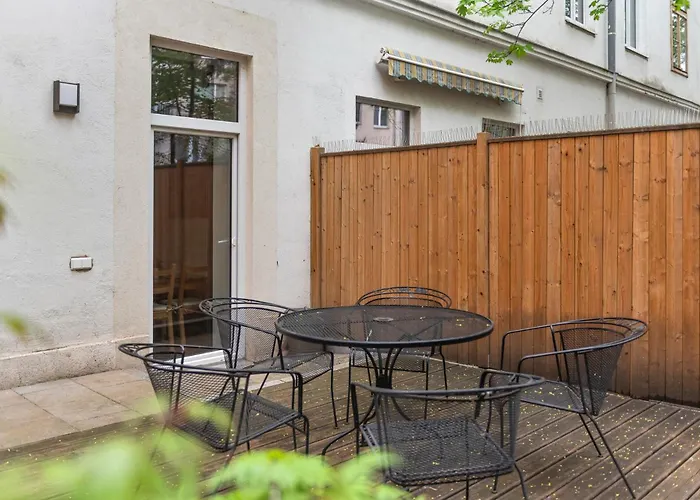 Apartment Thalia Garden - 8 Min To Center *