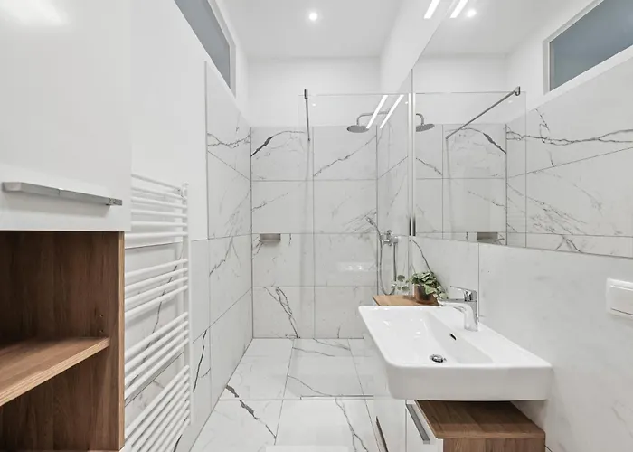 Apartment Thalia Garden - 8 Min To Center *